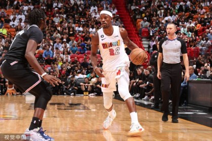  巴特勒关键抢断热火险胜步行者迎连胜