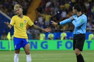  法甲金靴争夺进入白热化阶段  